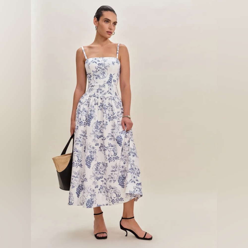 Reformation Katarin Linen Dress In Carla, brand new, never worn, no flaws.
